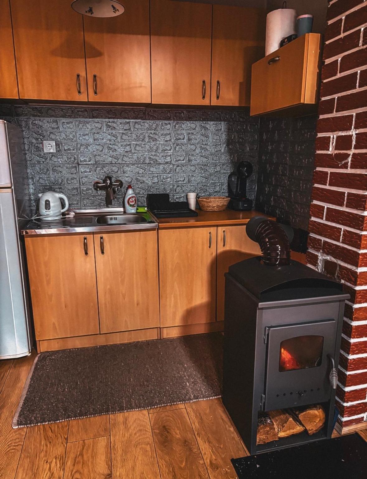 Slatki Dom Fireplace Кониц Экстерьер фото